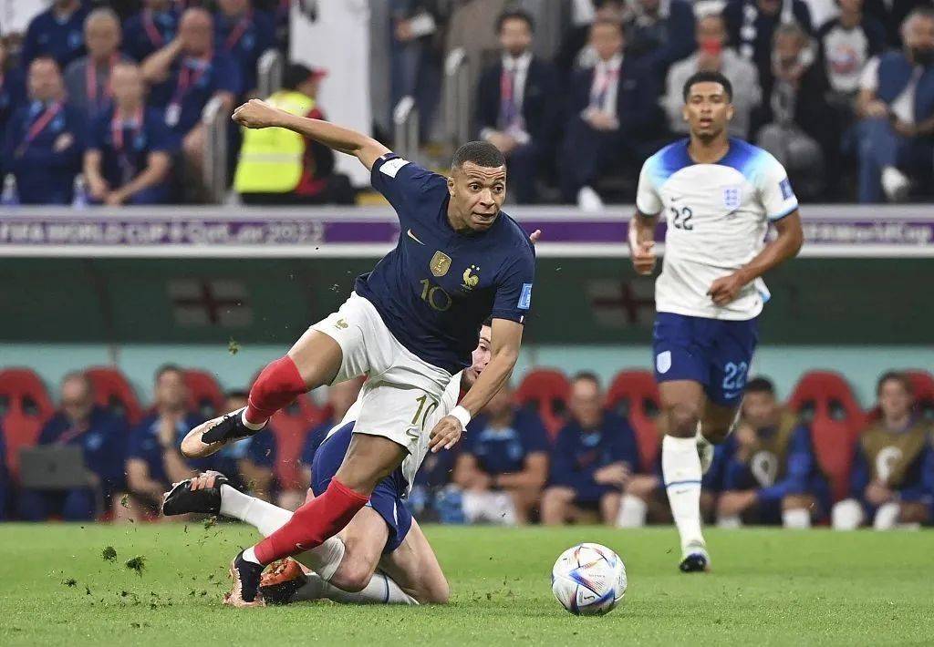 日本横扫摩洛哥，凯恩统治全场