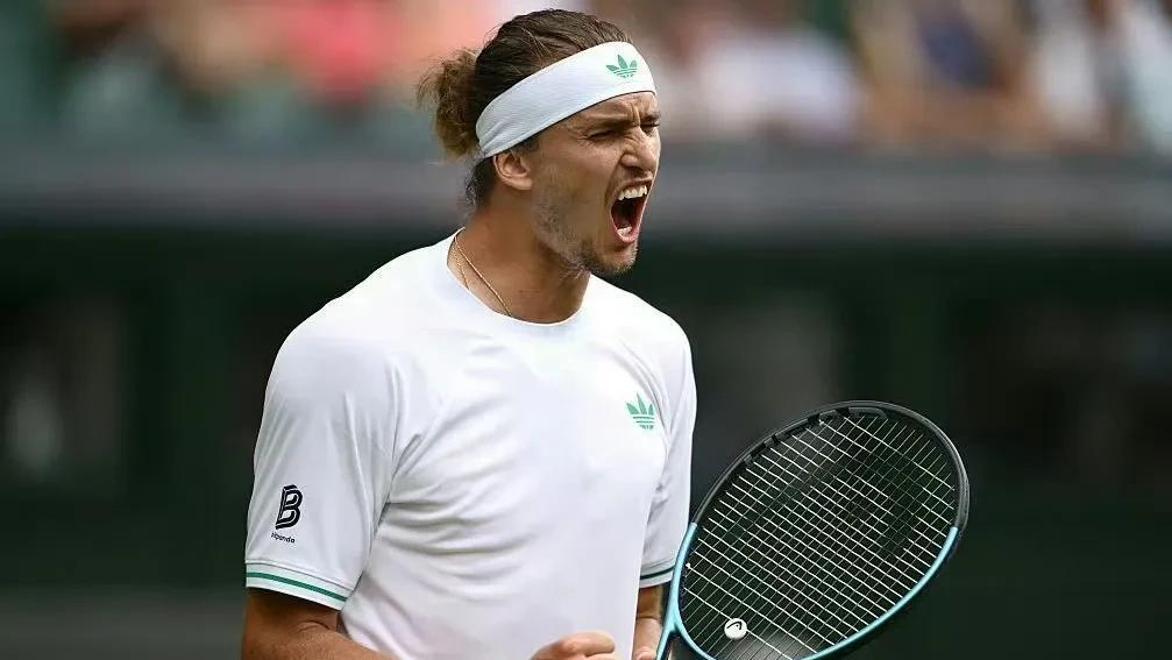 温网轻取澳网,兹维列夫高光表现 温网轻取澳网,兹维列夫高光表现