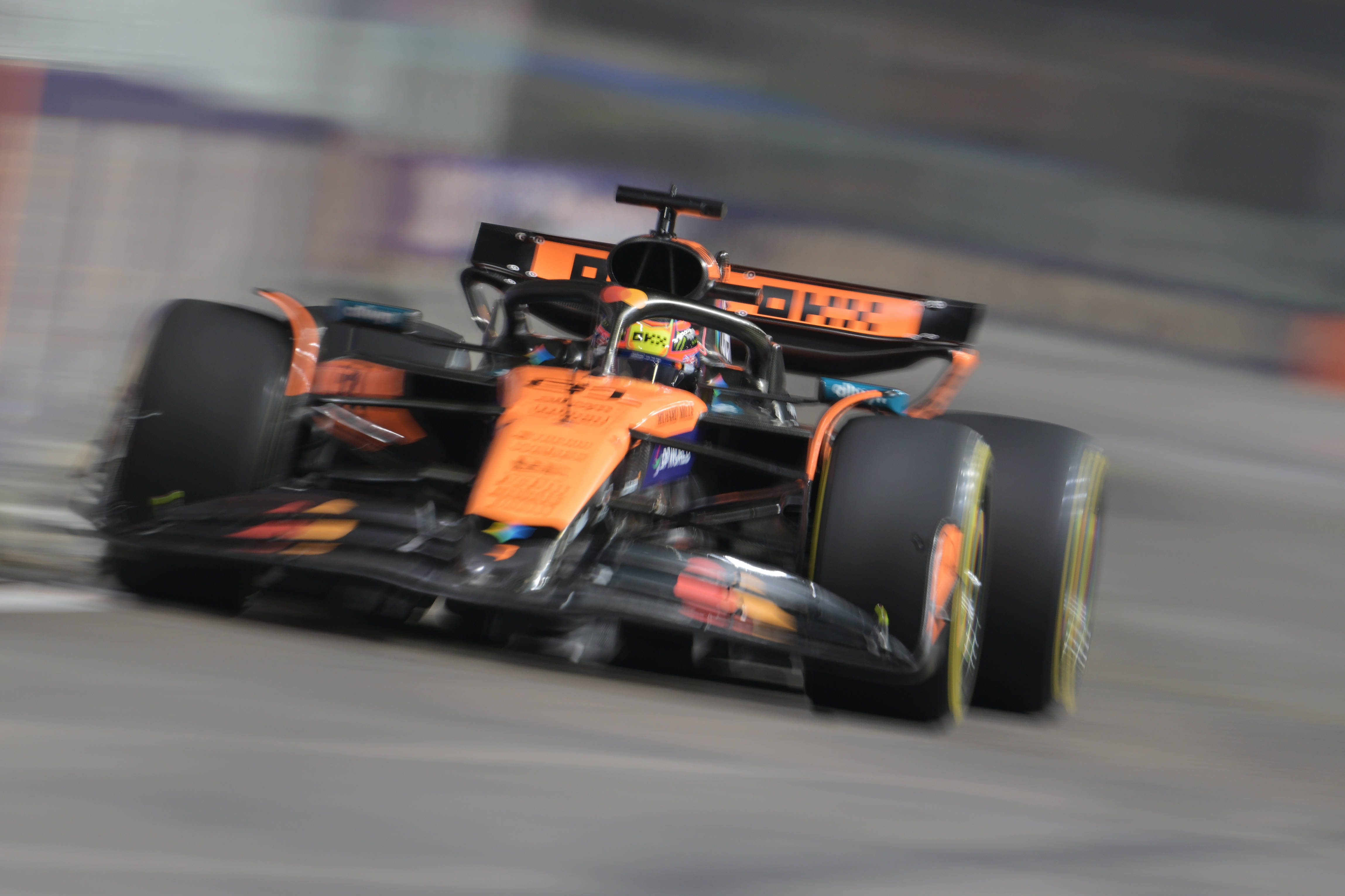 阿斯顿马丁碾压红牛车队，阿隆索带队取胜