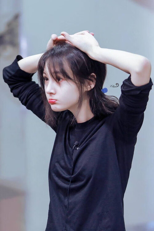 开云体育中国-街道狂飙与篮筐风暴，当赛车战术撕裂篮球防线